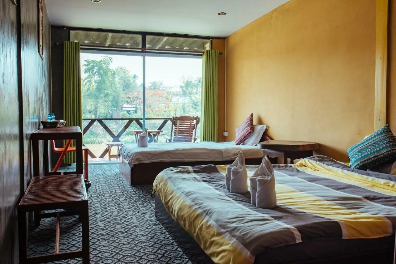 Mao Phasok Riverside Guesthouse Luang Prabang Pensión